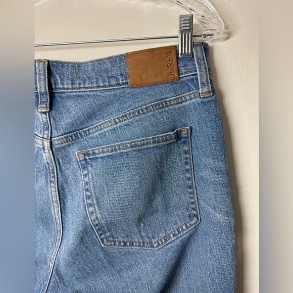 J. Crew High Rise 90s Classic Straight Distressed Blue Jeans in Rouses Wash 27 - Picture 10 of 16